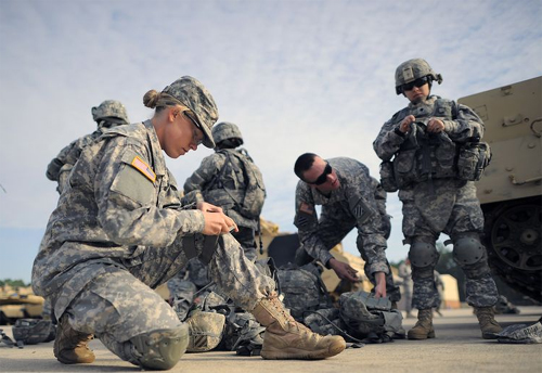 Mỹ phát triển giày đặc biệt cho binh sĩ

