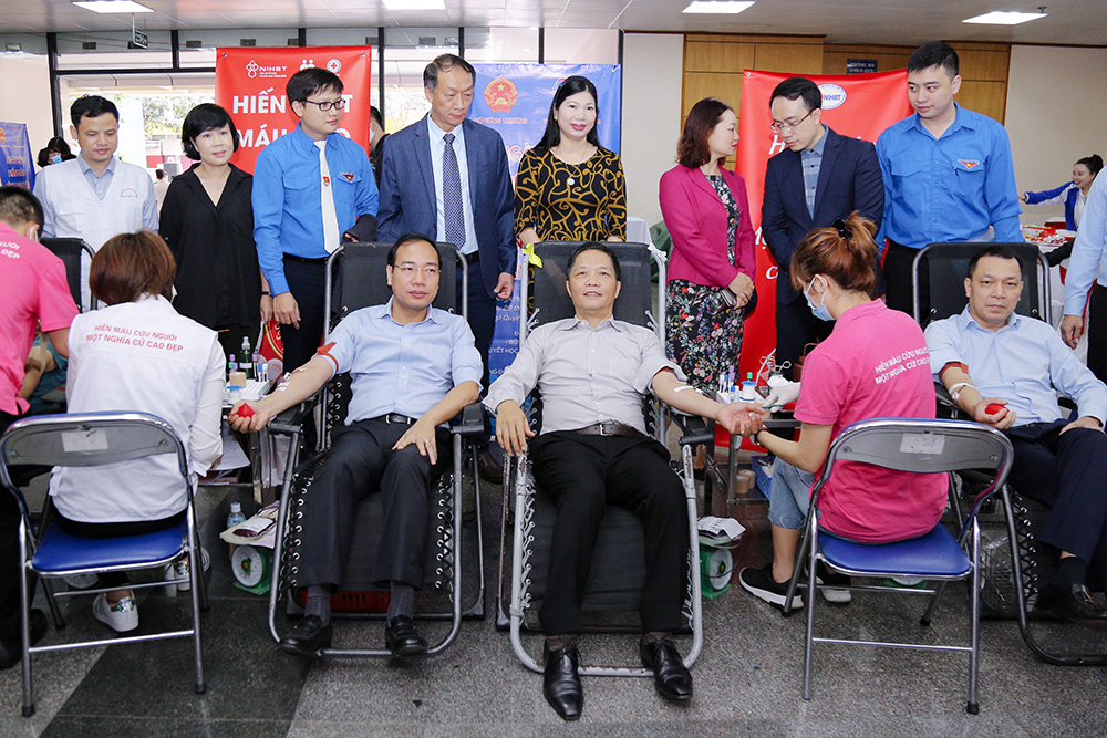 Chương trình “Trái tim Công Thương” thu được hơn 200 đơn vị máu