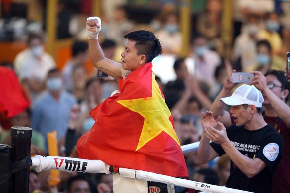 Võ sĩ Thu Nhi làm nên lịch sử cho boxing nữ Việt Nam