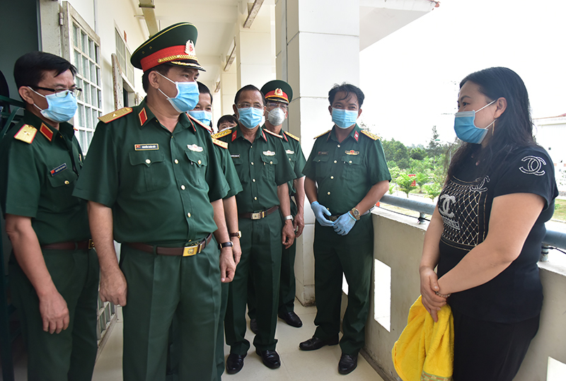 Quân khu 9 tiếp nhận, cách ly hơn 1.800 công dân Việt Nam và nước ngoài
