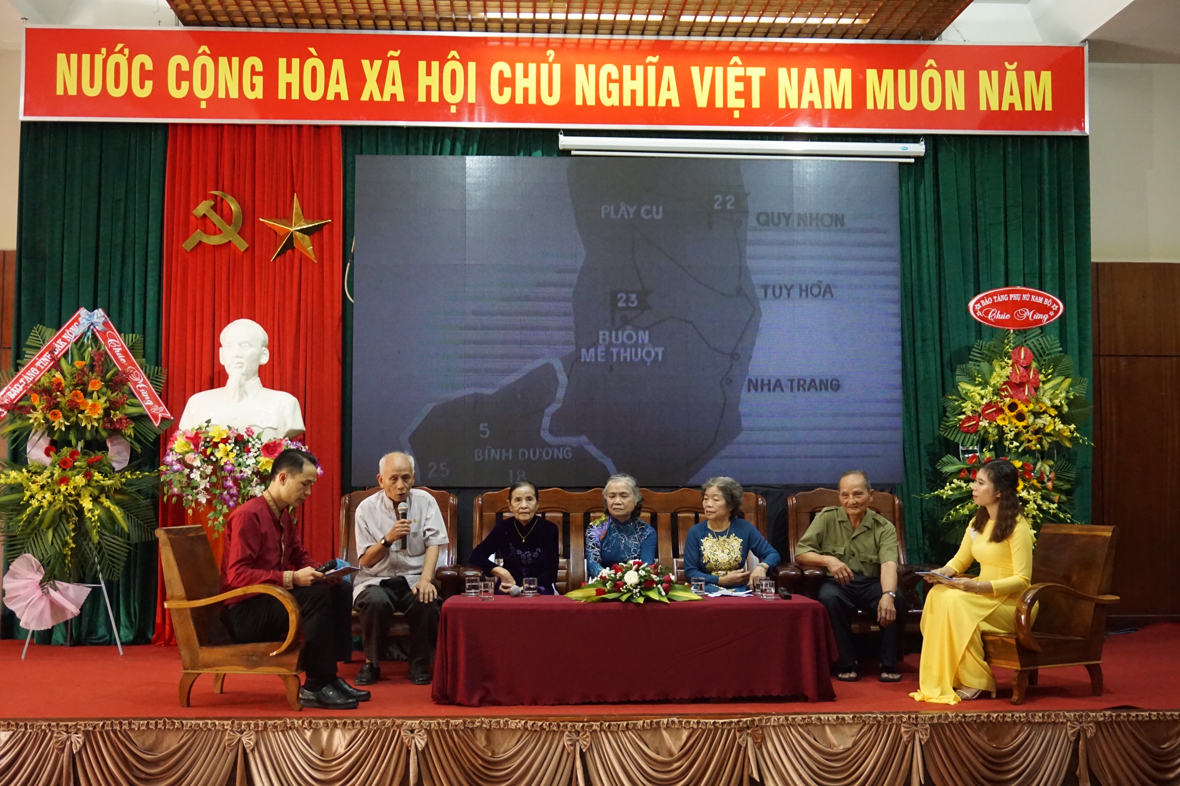 Giao lưu nhân chứng lịch sử “Hồi ức về Đại thắng mùa Xuân năm 1975” 