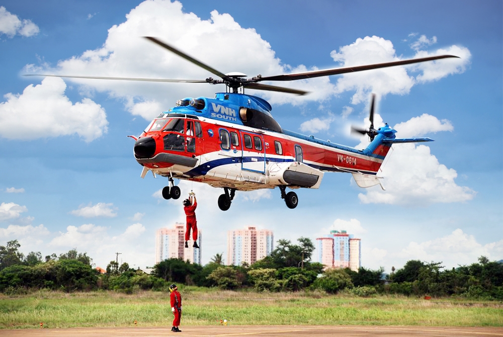 Để thực hiện hiệu quả các nhiệm vụ được giao, công ty luôn chú trọng công tác huấn luyện bay.