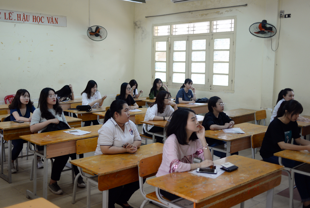 Bộ Giáo dục- Đào tạo lùi thời gian thi THPT quốc gia