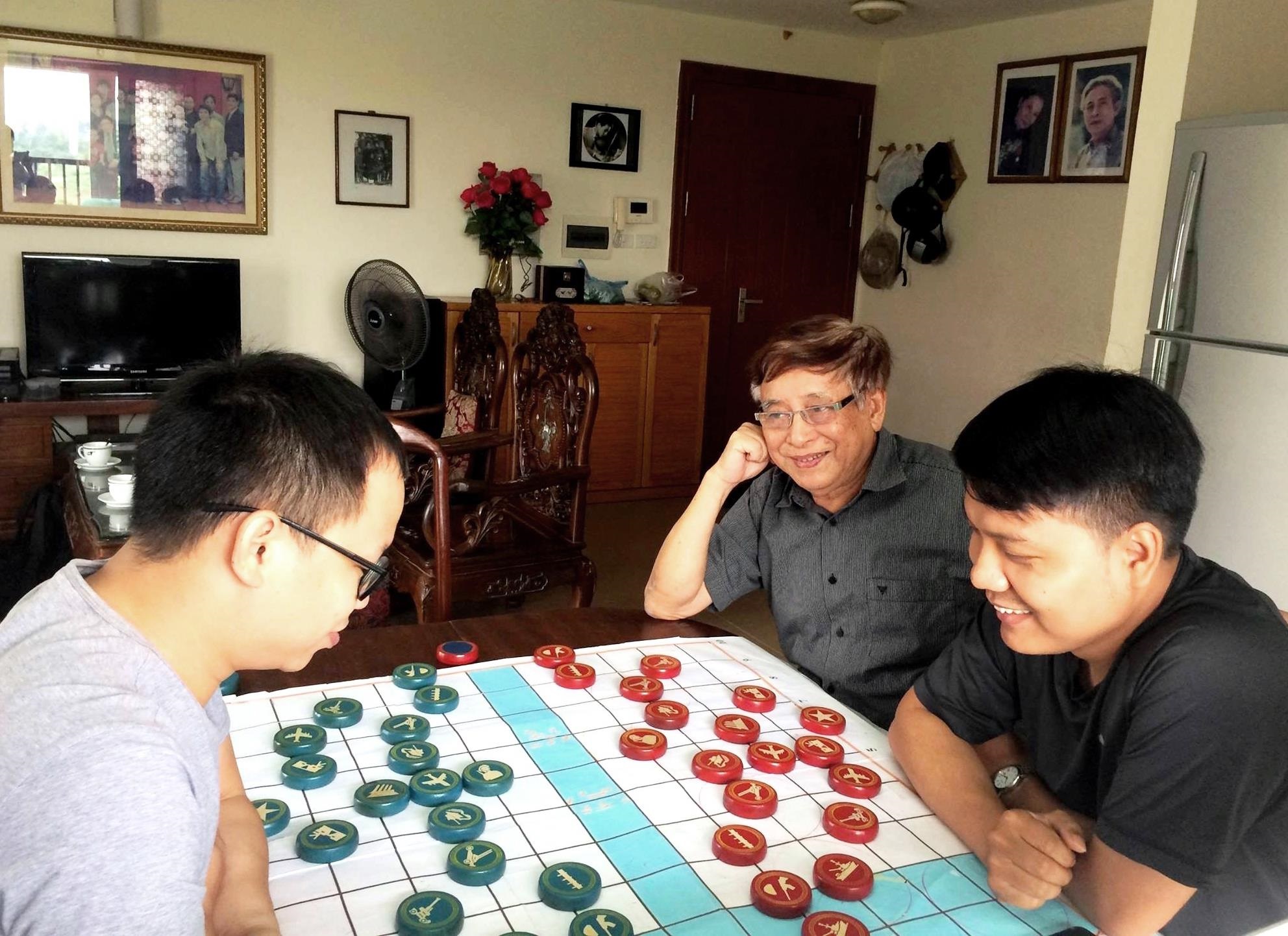 Cả đời đam mê sáng tạo 

