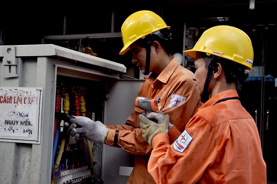 Biểu giá điện sinh hoạt 5 bậc sẽ phù hợp với thực tế 