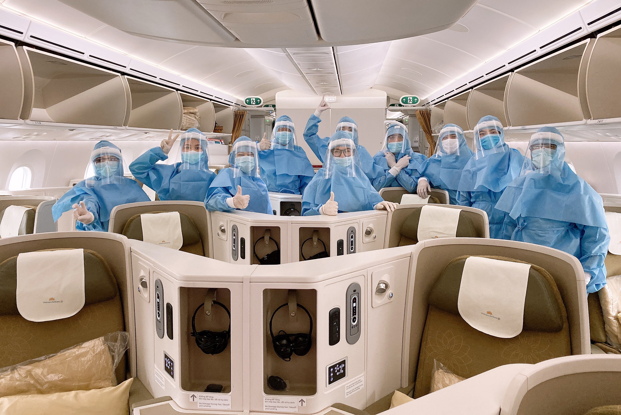 Bên trong những chuyến bay Vietnam Airlines về từ “tâm dịch” châu Âu

