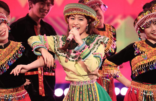 Lần đầu tiên Giải  Âm nhạc Cống hiến bầu chọn online