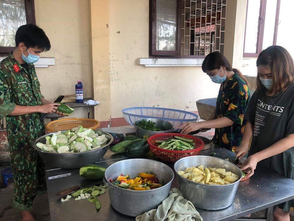 Ấm áp hai tiếng “đồng bào”