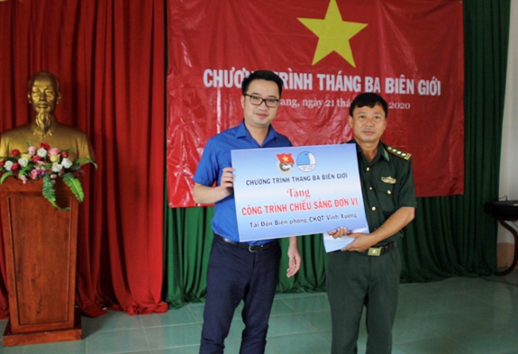 Nhiều hoạt động thiết thực, ý nghĩa tại chương trình “Tháng Ba biên giới”