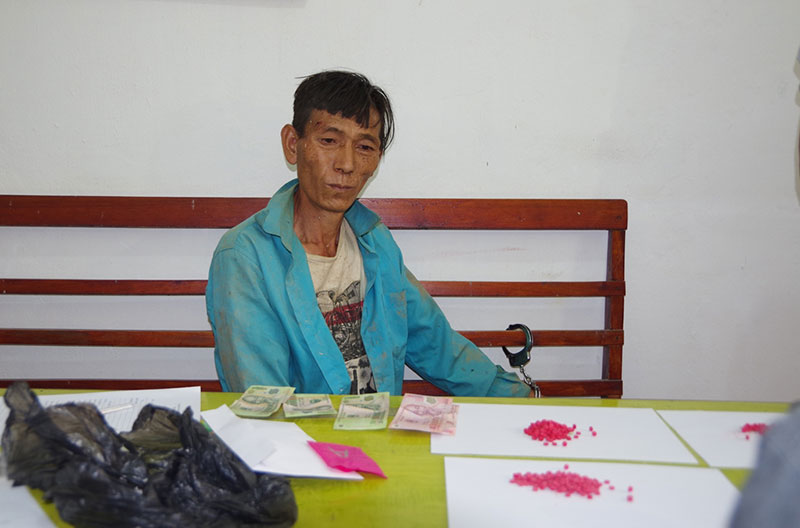 Bắt đối tượng nhập cảnh trái phép, mang theo 600 viên ma túy