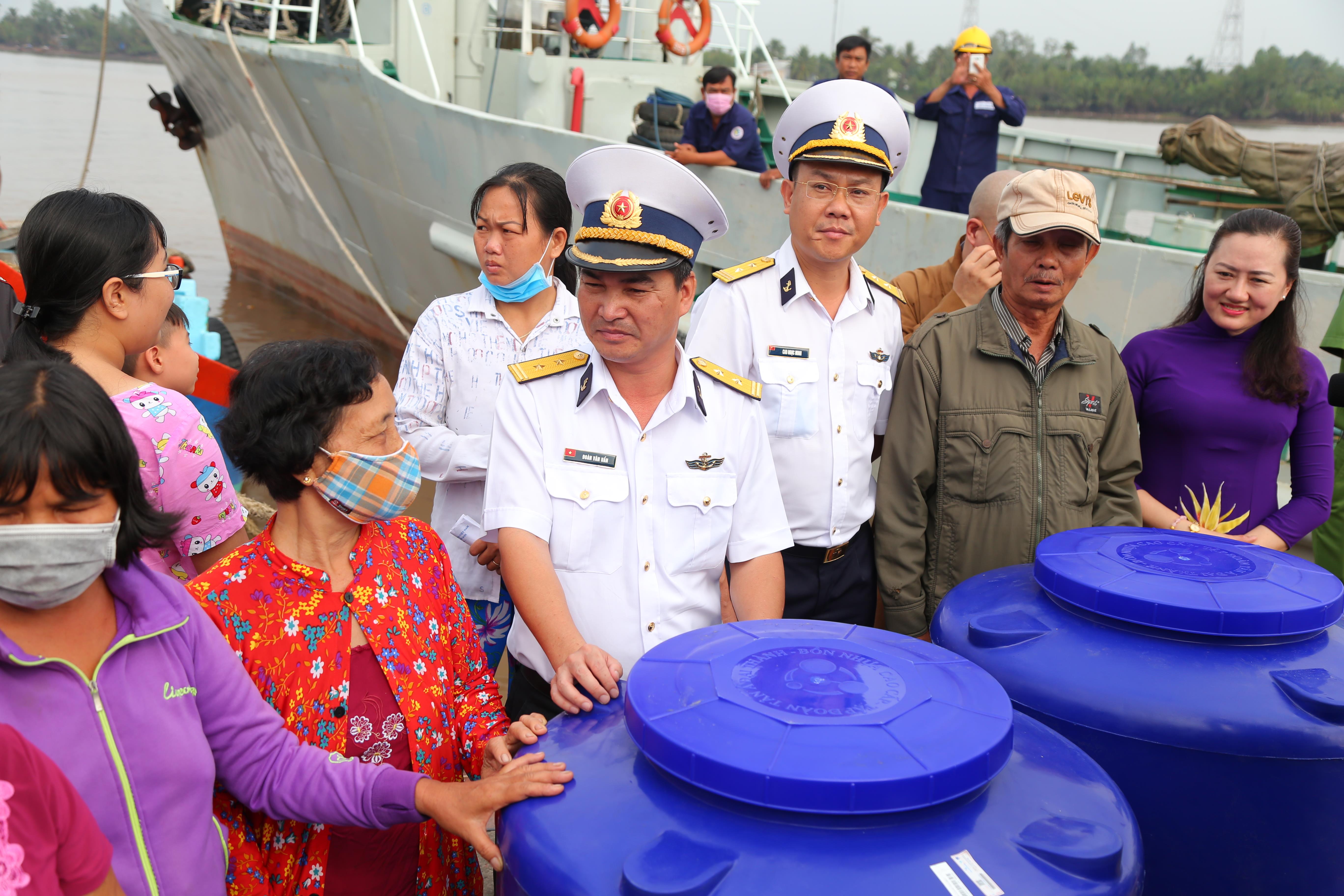 Chia ngọt cho vùng hạn, mặn