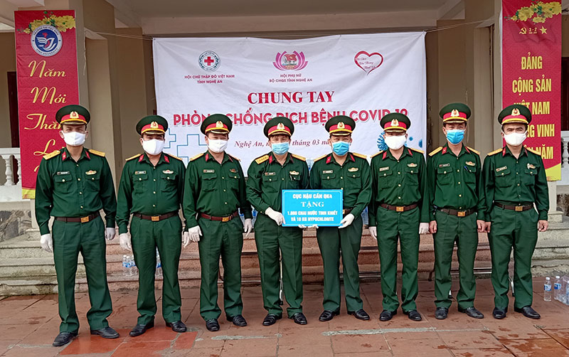 Cục Hậu cần Quân khu 4 chung tay đẩy lùi dịch Covid-19