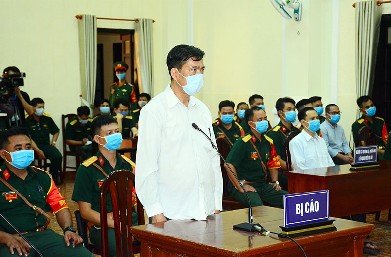 Tuyên phạt bị cáo Trần Quốc Dũng 20 năm tù giam về tội “nhận hối lộ”

