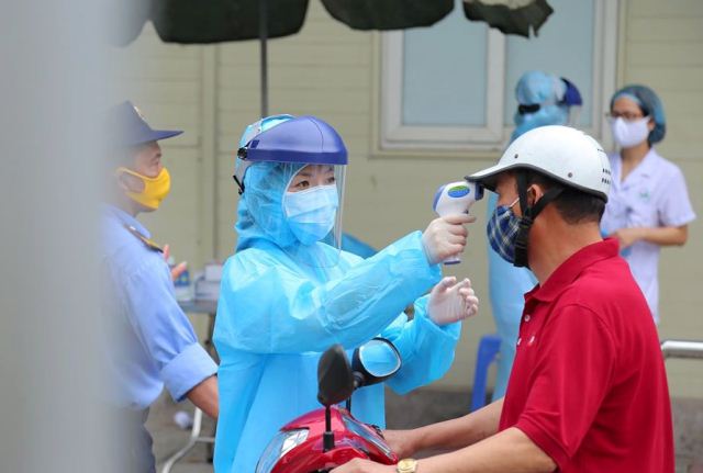 LẠC QUAN LÊN ĐỂ VẾT THƯƠNG MAU LÀNH