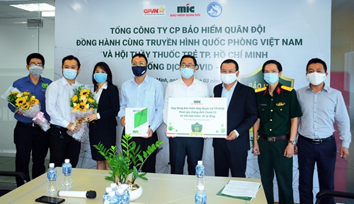 Đồng hành cùng Hội Thầy thuốc trẻ thành phố Hồ Chí Minh phòng, chống dịch Covid-19