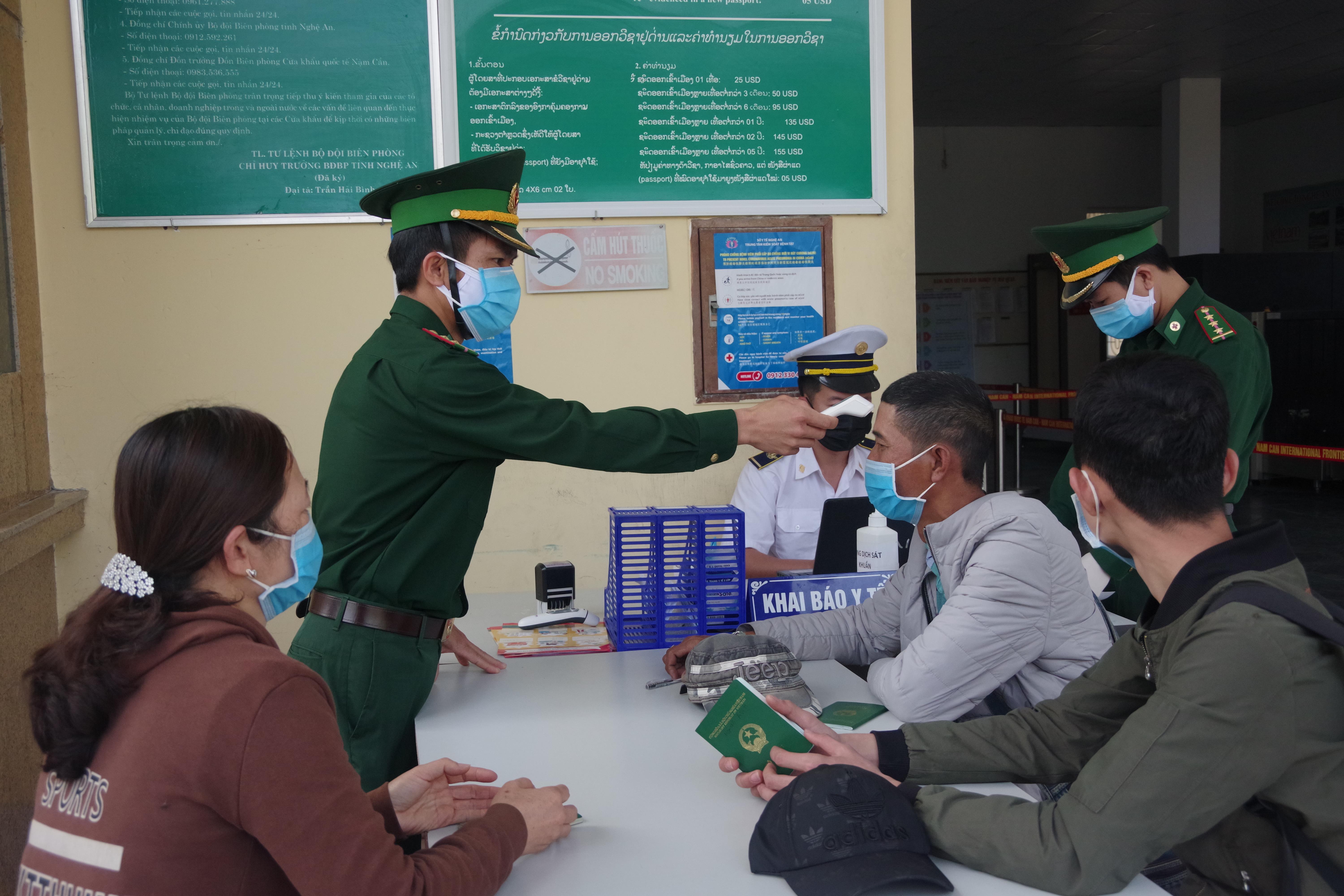 Chặn dịch từ biên giới