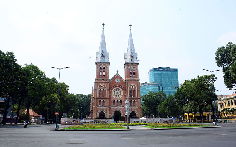 Thành phố Hồ Chí Minh thực hiện nghiêm quy định cao điểm phòng dịch Covid-19 nơi công cộng

