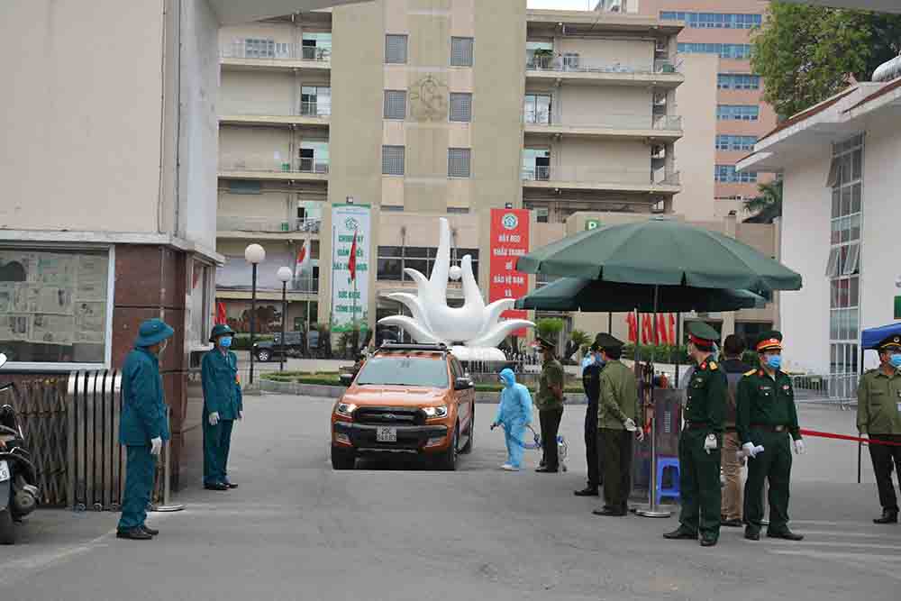 Những chiến sĩ xông pha nơi ổ dịch