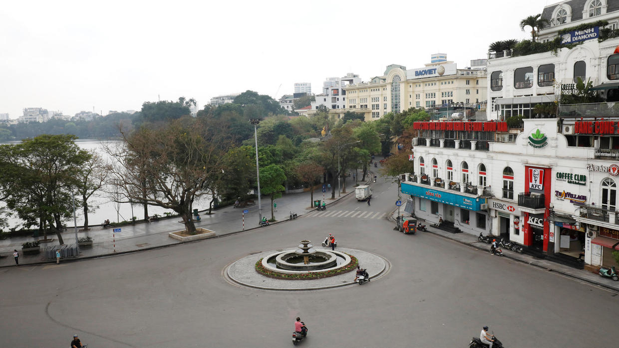 TỰ GIÁC CÁCH LY!