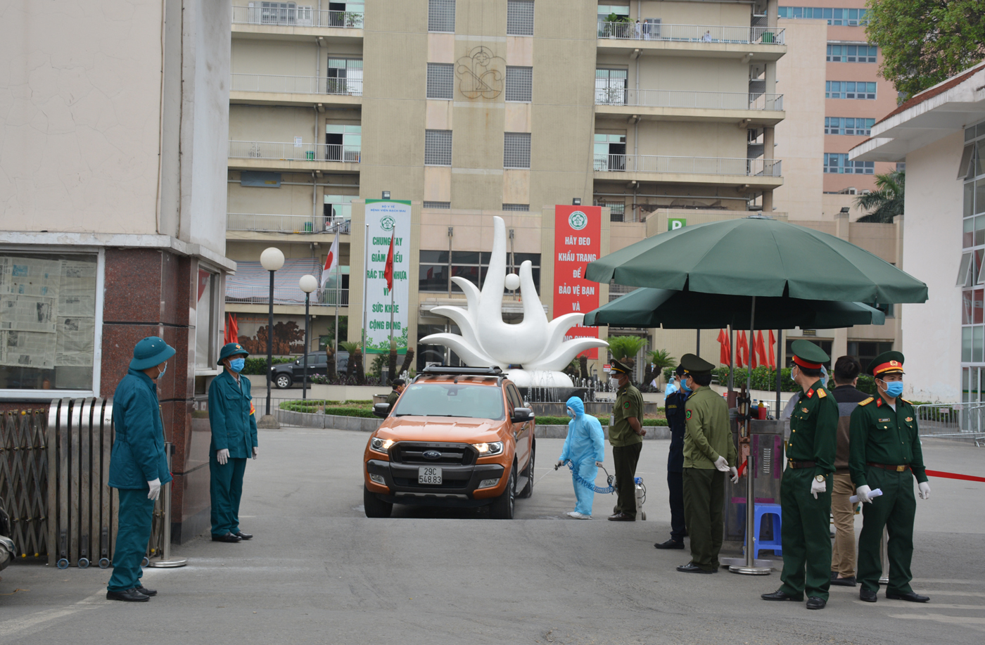 Những chiến sĩ lặng thầm nơi tuyến đầu

