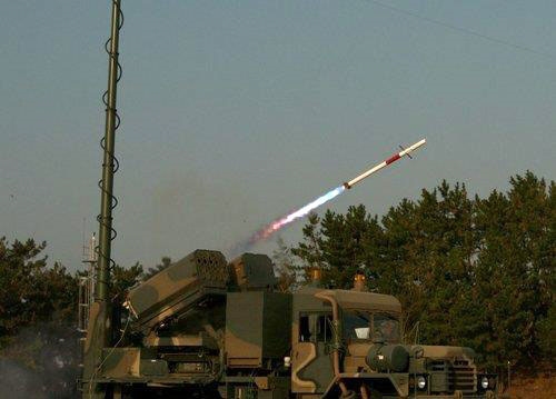 Hàn Quốc “rộng cửa” xuất khẩu rocket dẫn đường cho quân đội Mỹ

