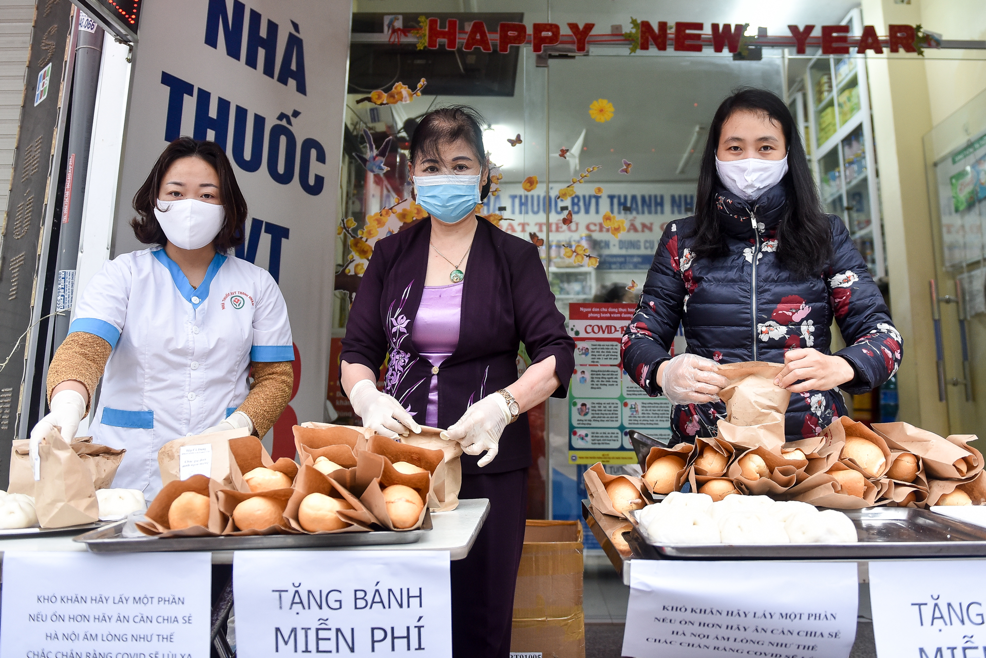 1.000 chiếc bánh đong đầy yêu thương