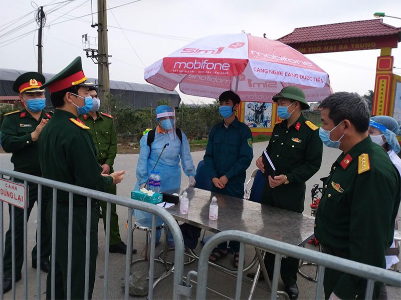 Thầm lặng góp công dập dịch

