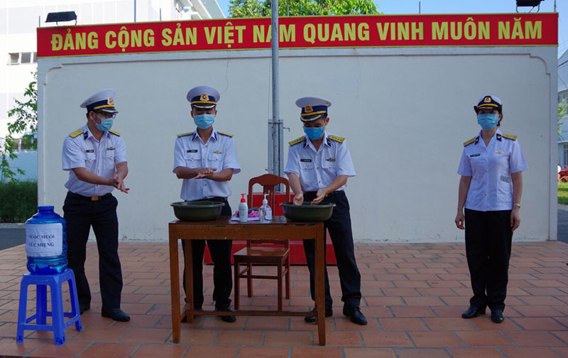 Học viện Hải quân tăng cường huấn luyện phòng, chống dịch Covid-19

