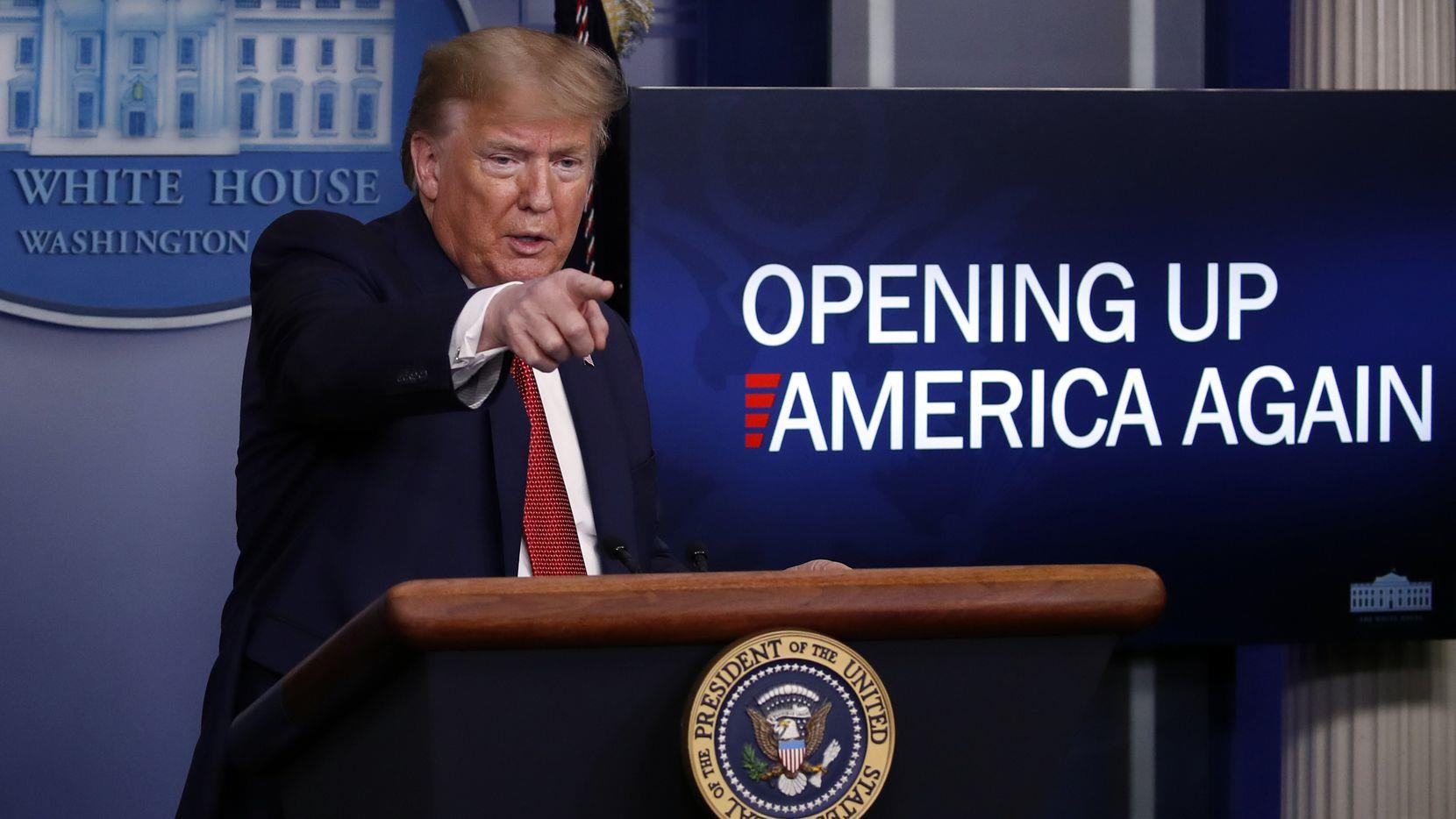 Tổng thống Mỹ tiết lộ kế hoạch mở cửa trở lại nền kinh tế

