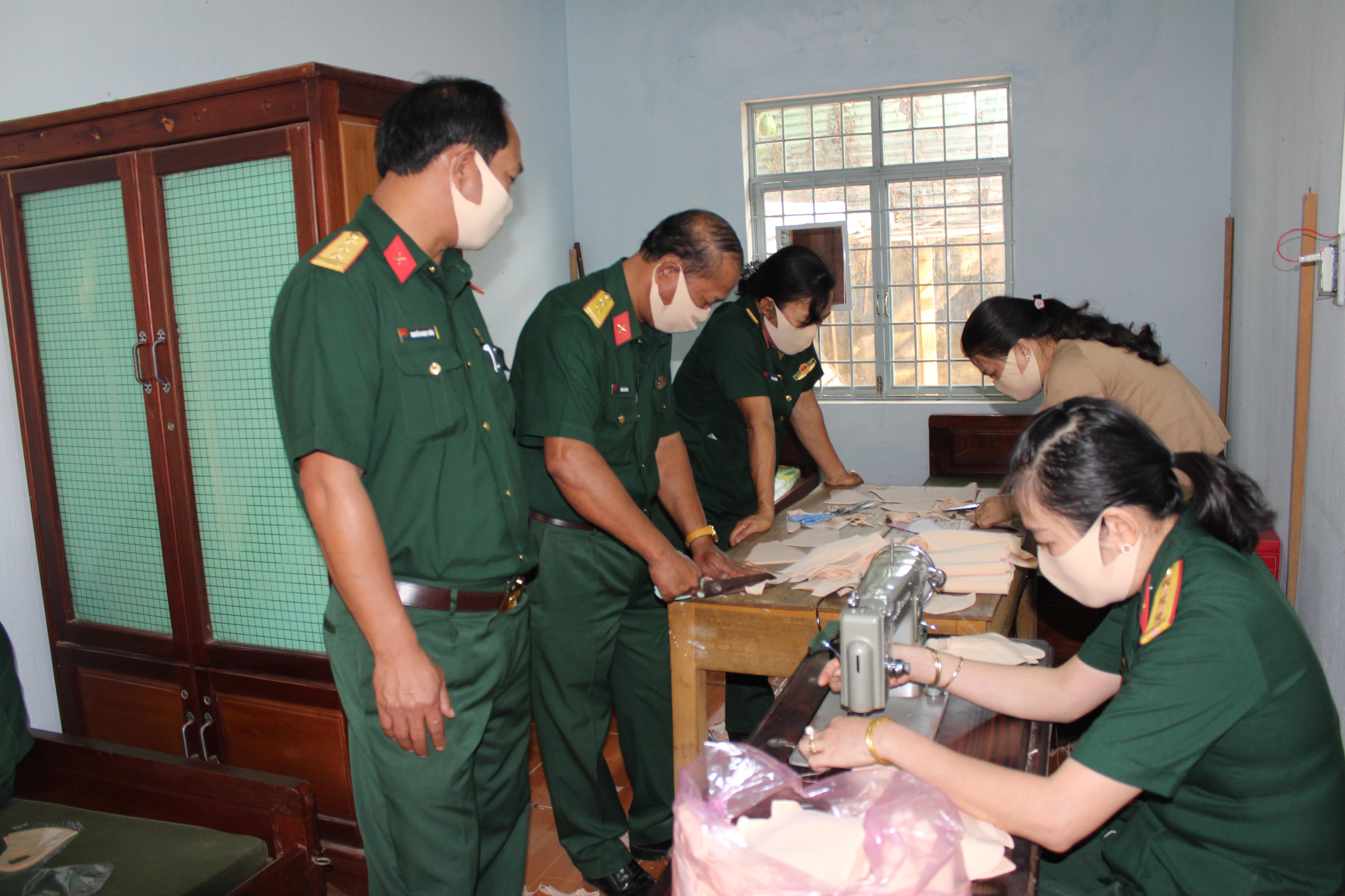 Nhiệt tình tham gia phòng, chống dịch Covid-19