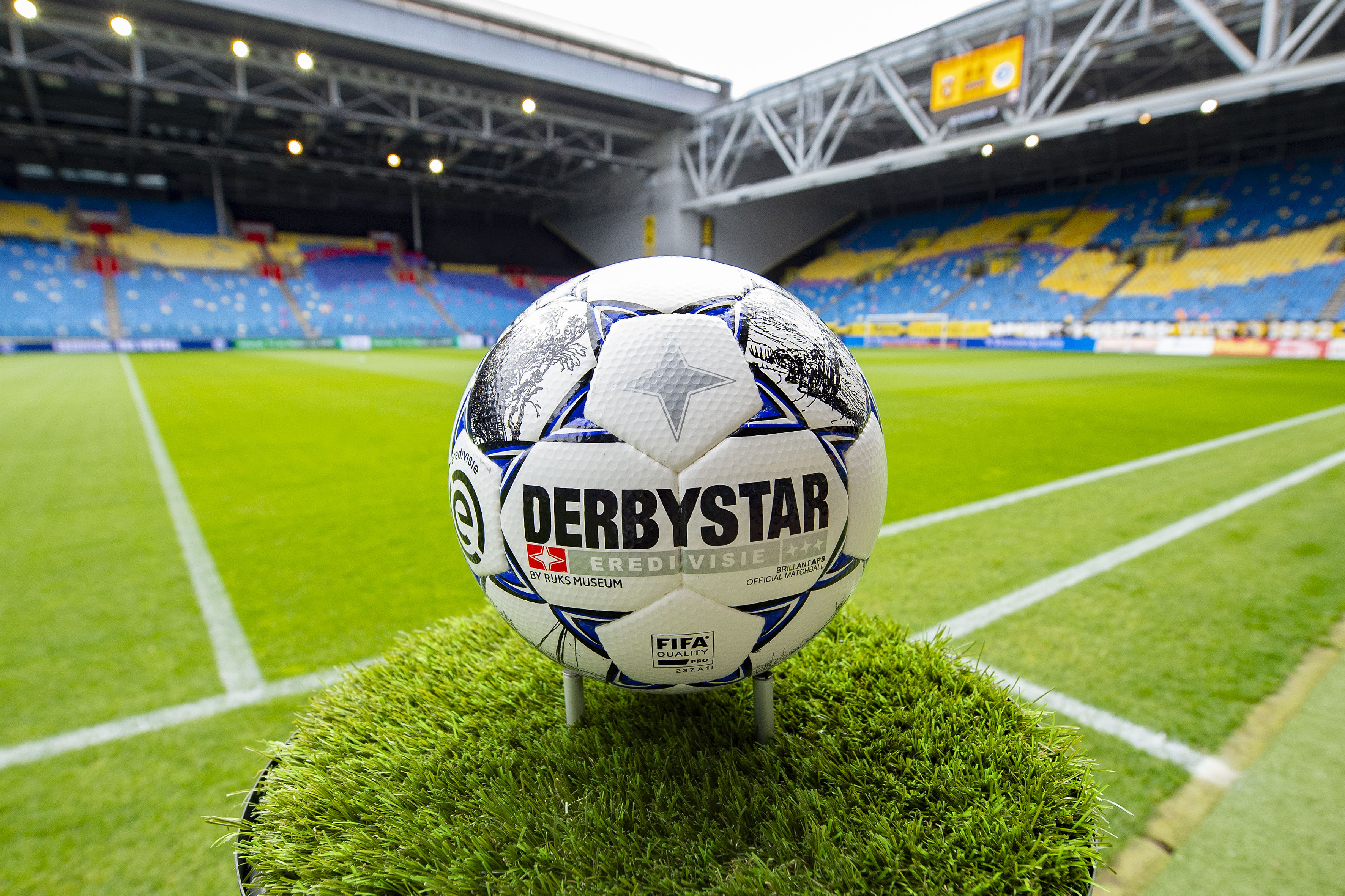 Thêm một giải đấu ở châu Âu phải hủy vì Covid-19