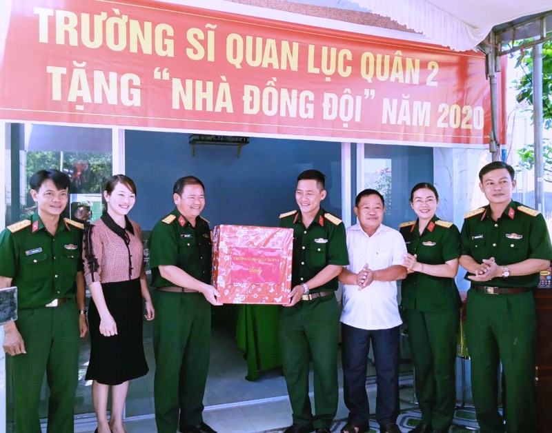 Trao Nhà đồng đội tặng quân nhân có hoàn cảnh khó khăn

