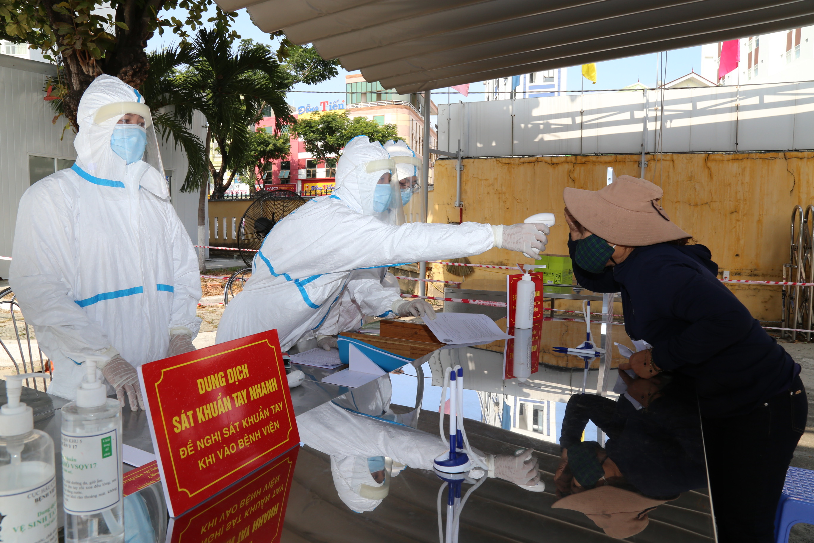 Chủ động sản xuất vật tư y tế kịp thời phòng, chống dịch

