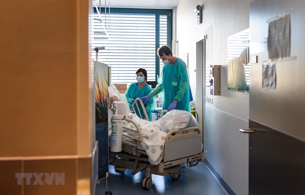 Dịch viêm đường hô hấp cấp Covid-19: Số ca mắc và tử vong giảm tại nhiều nước châu Âu