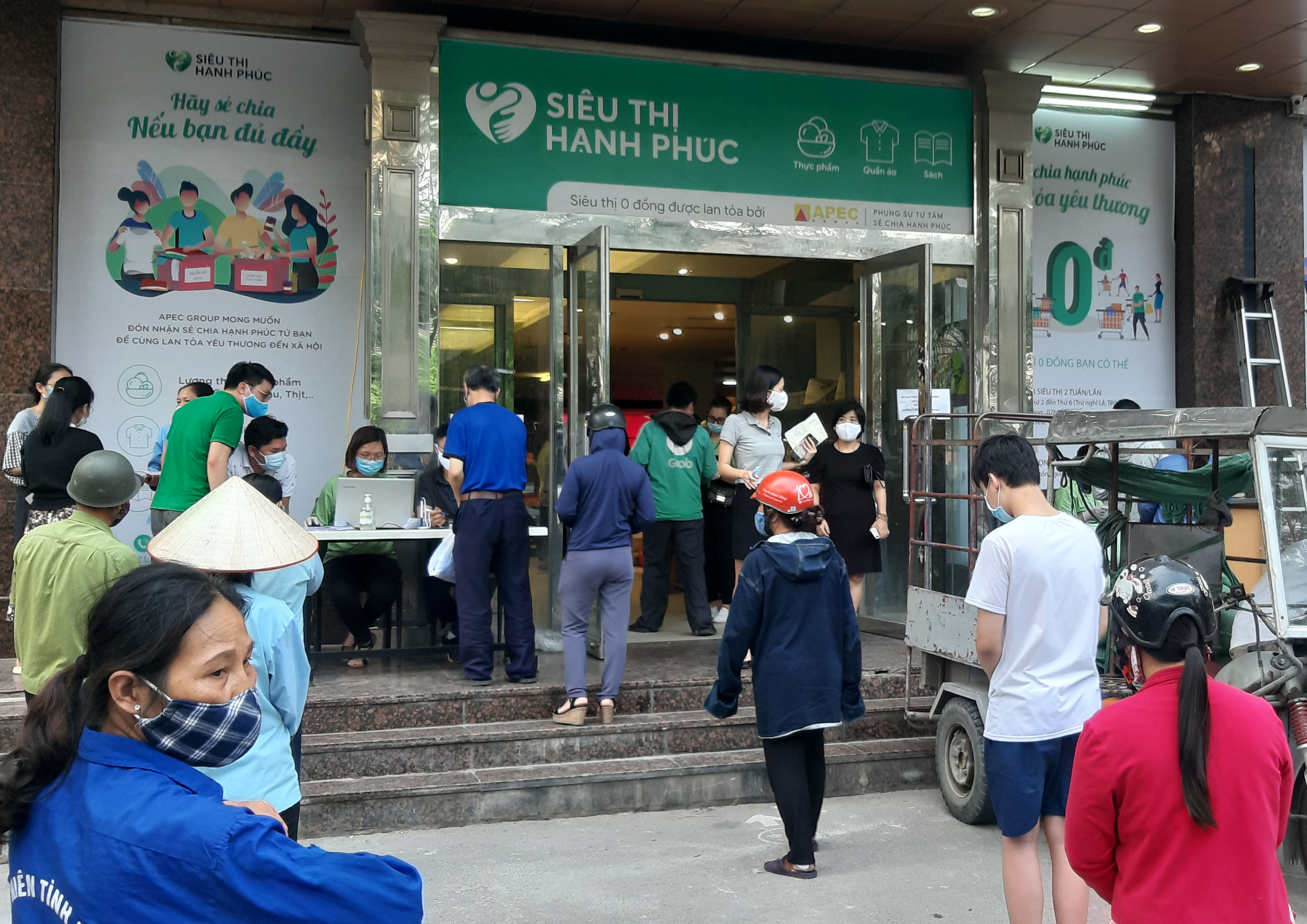 Trao gửi yêu thương, hội tụ lòng nhân ái