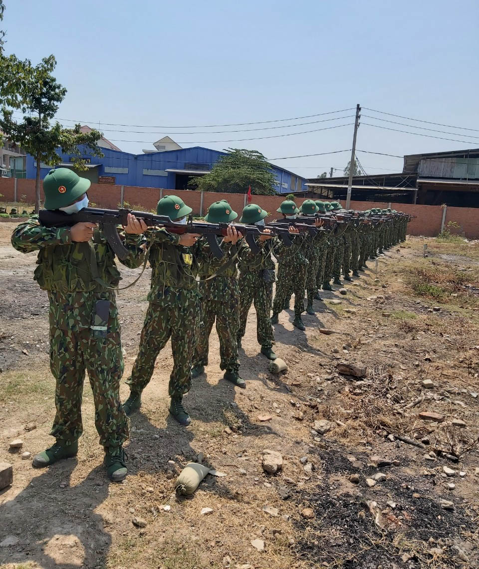 Chủ động phòng dịch kết hợp với chia nhỏ, tập nhiều