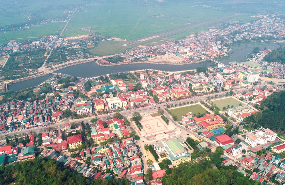 Thành phố Điện Biên Phủ nhìn từ trên cao.