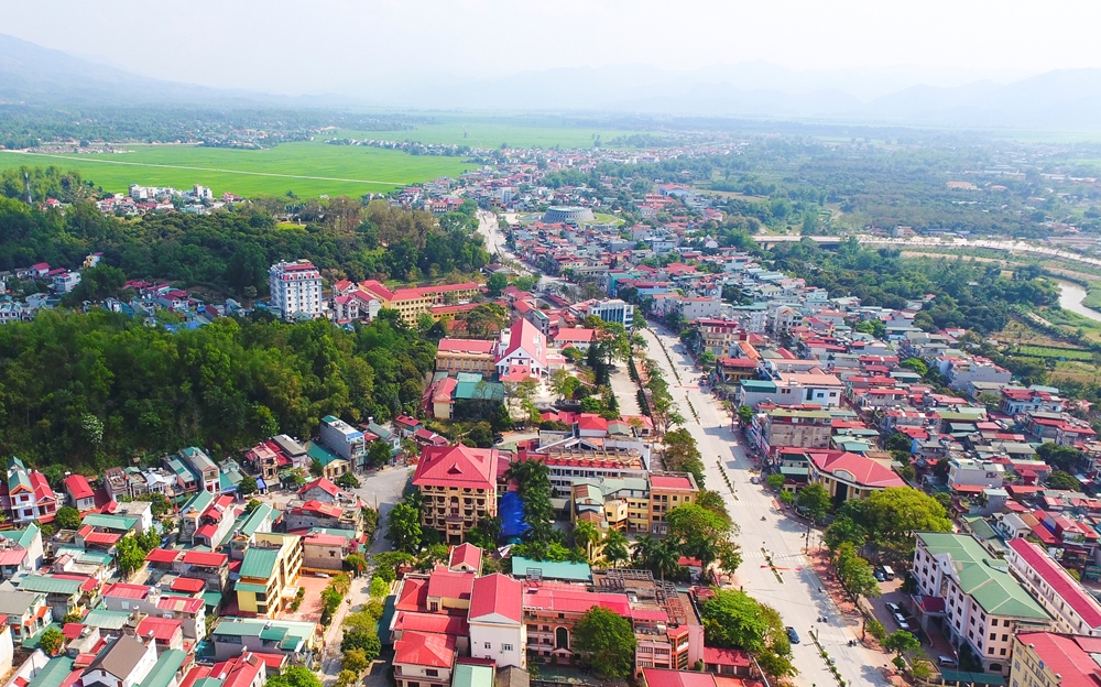 Trục đường phố chính mang tên Đại tướng Võ Nguyên Giáp...