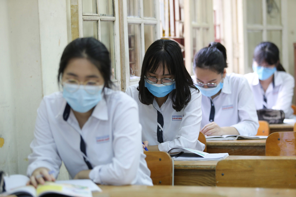 Bỏ quy định áp dụng giãn cách trong lớp học