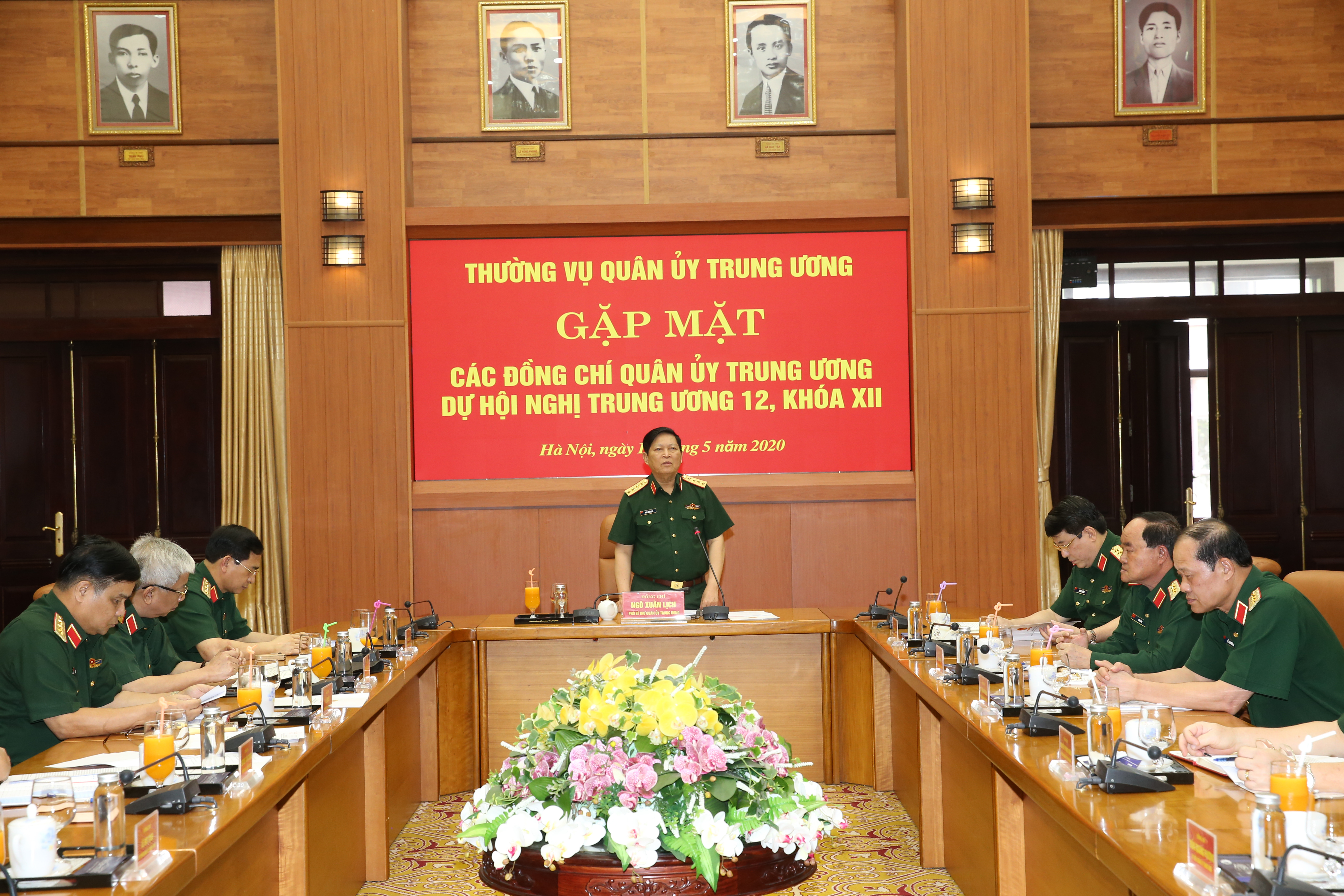 Gặp mặt các đồng chí Ủy viên Quân ủy Trung ương dự Hội nghị Trung ương 12, khóa XII