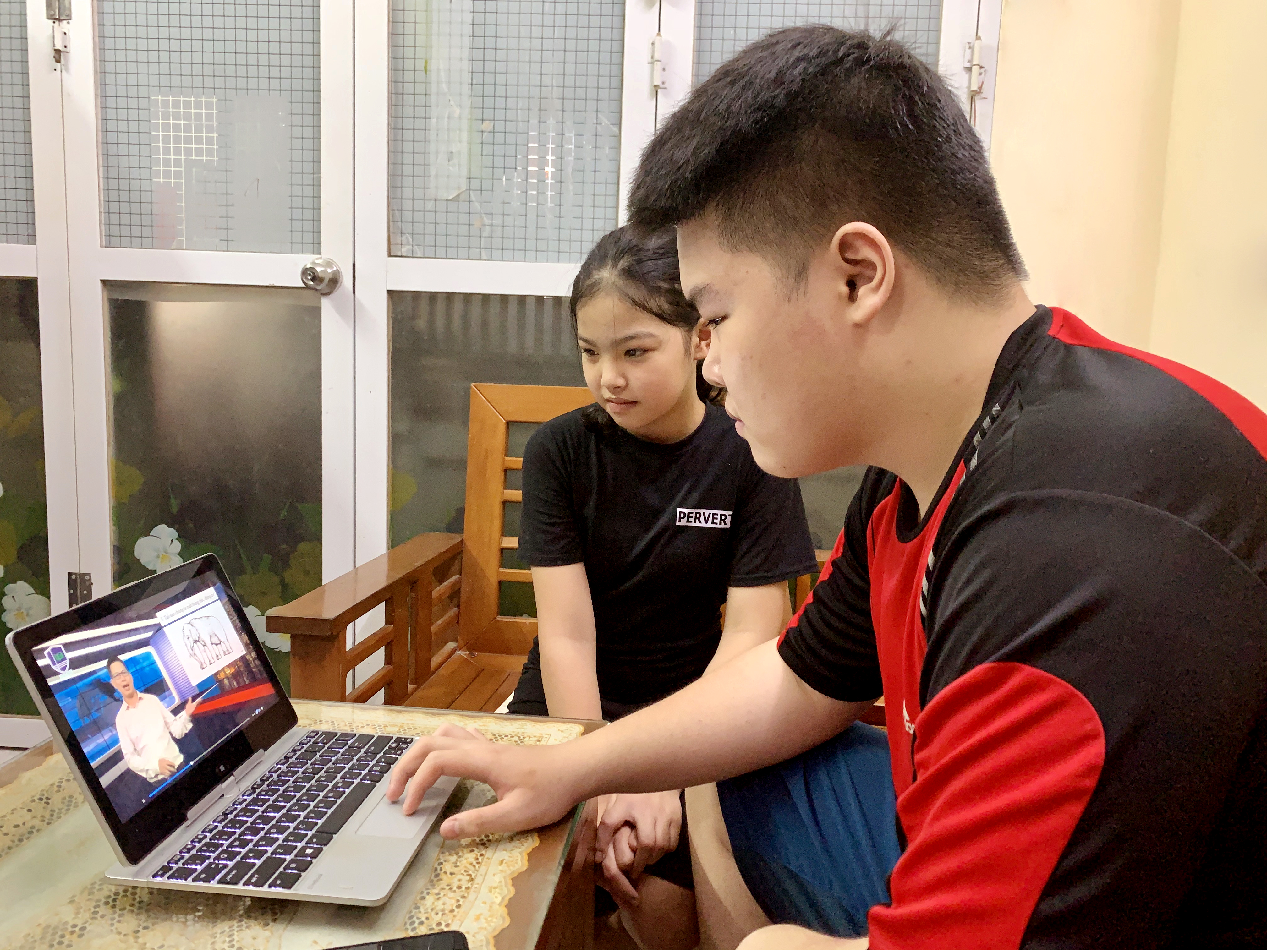 “Cẩm nang” tinh thần cho mùa thi