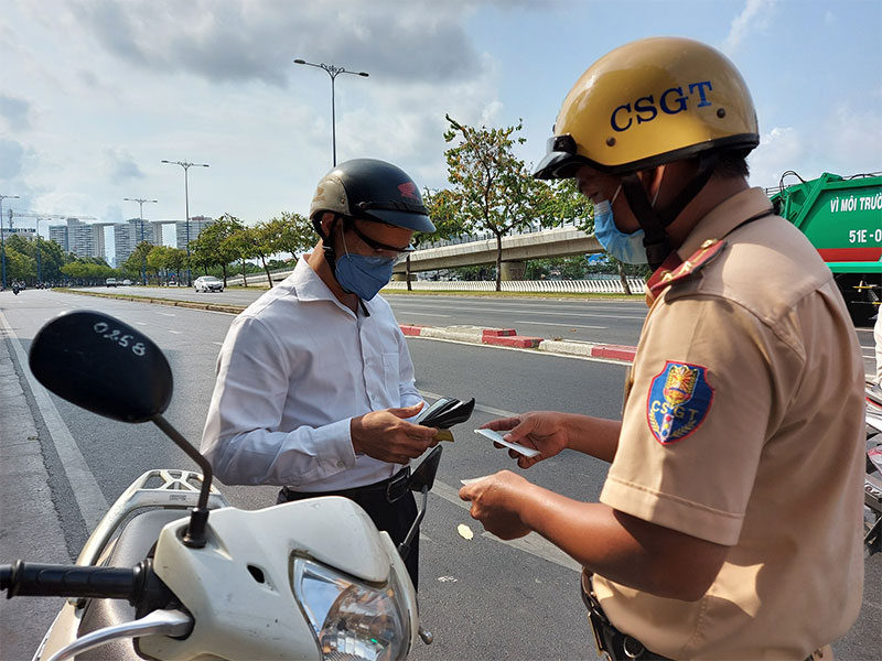 TP Hồ Chí Minh triển khai cao điểm tuần tra, kiểm soát giao thông

