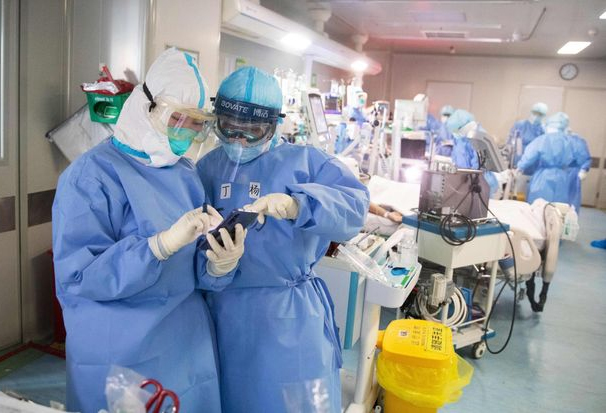 Thế giới tuần qua: Bóng đen Covid-19 dai dẳng
