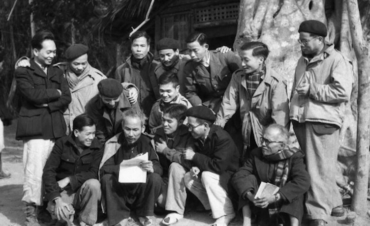 “Việc cần phải làm trước tiên là chỉnh đốn lại Đảng”

