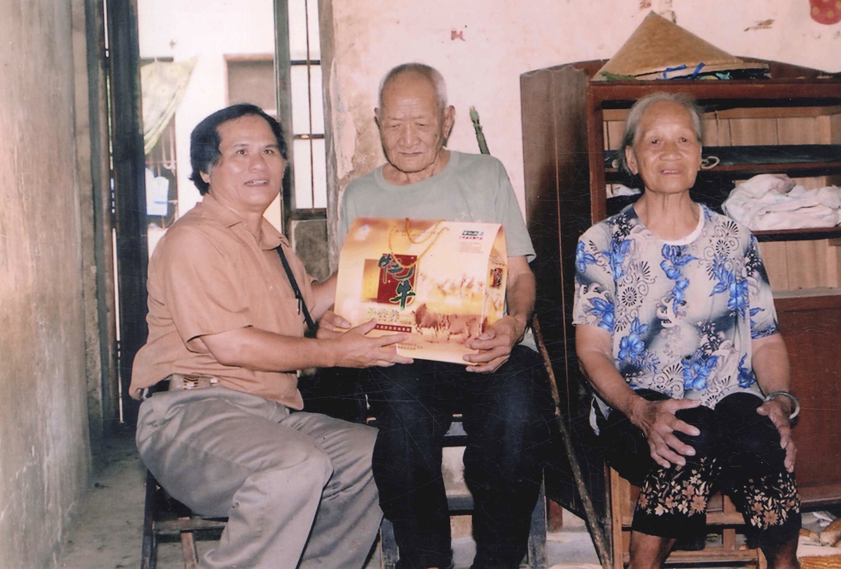 Tôi viết về Bác - công việc từ trái tim 