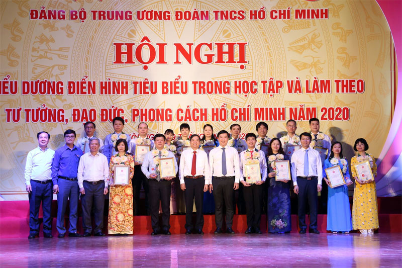 Trung ương Đoàn vinh danh 17 điển hình tiêu biểu trong học tập và làm theo Bác

