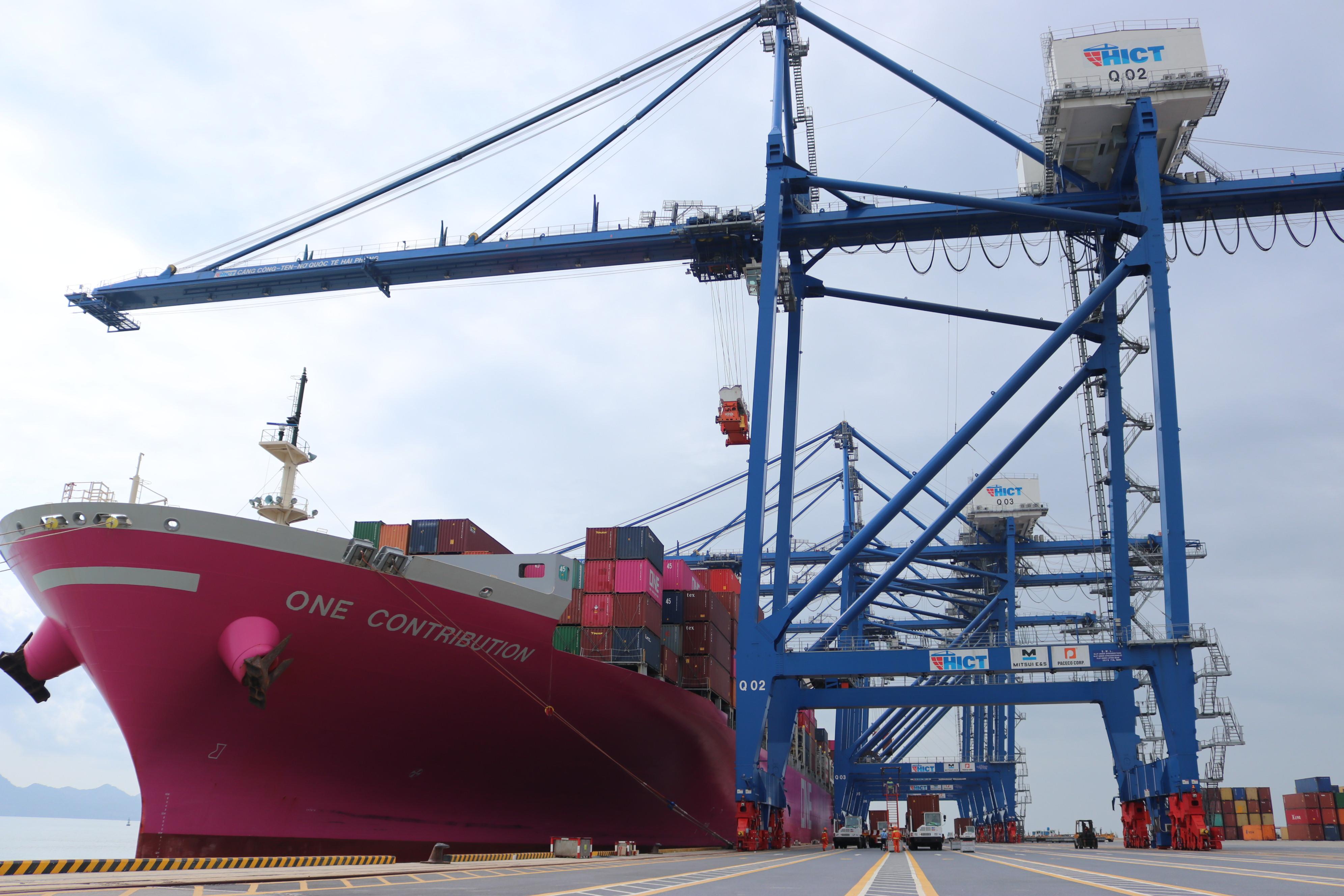 Cảng Container Quốc tế Tân Cảng Hải Phòng đón tàu trọng tải 90.000 tấn