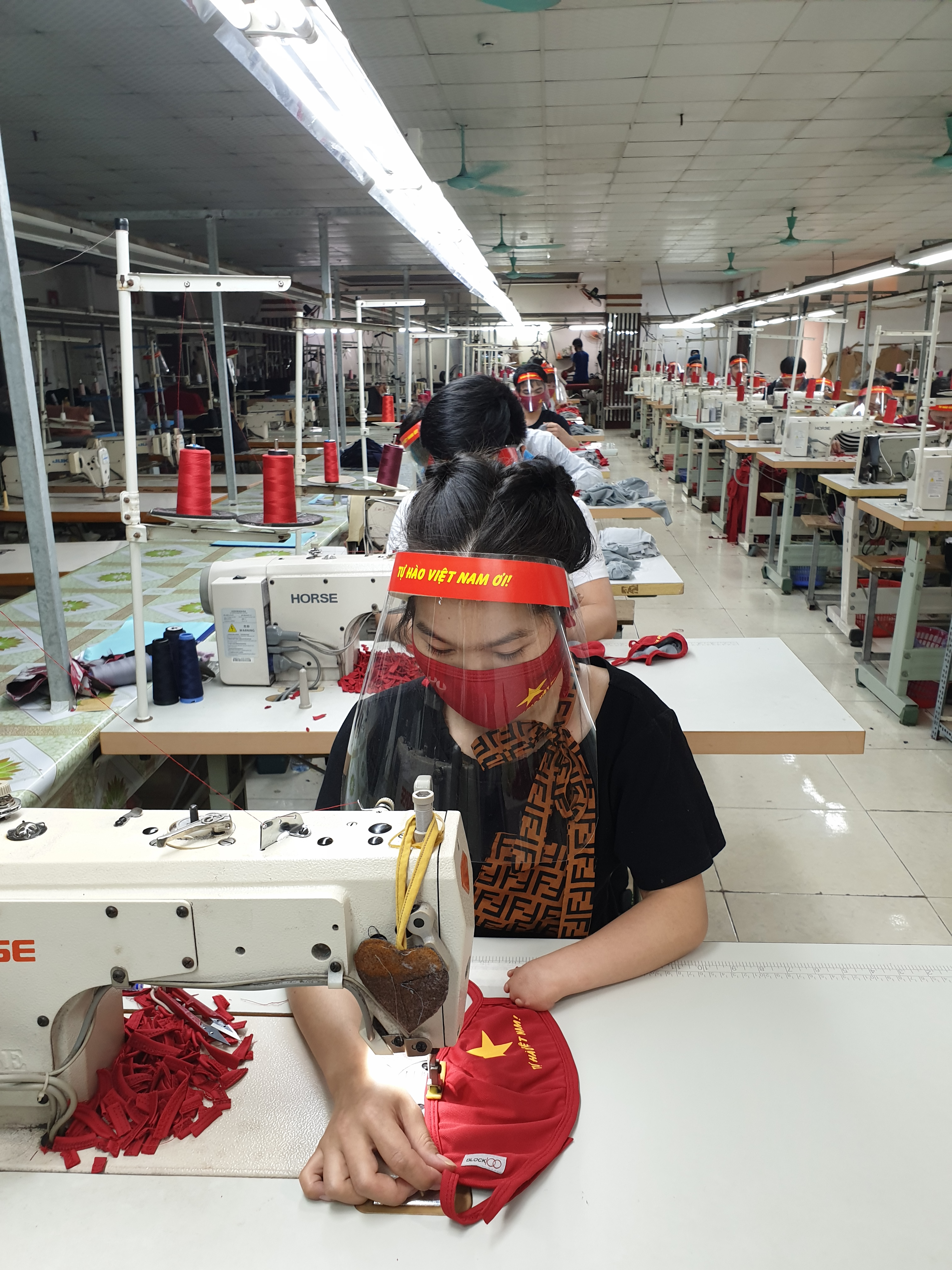 Bài 2: Sức mạnh từ sự đoàn kết, nhân văn