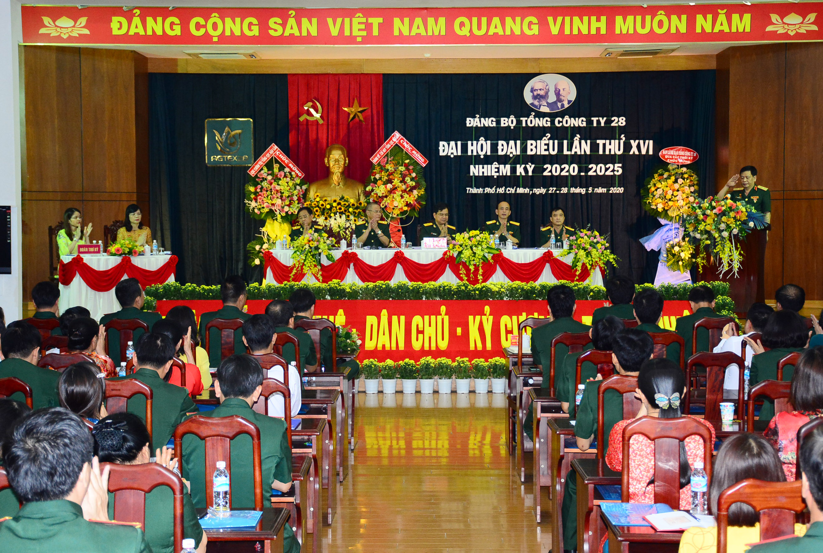 Nâng cao chất lượng, uy tín cho ngành dệt may quân đội 