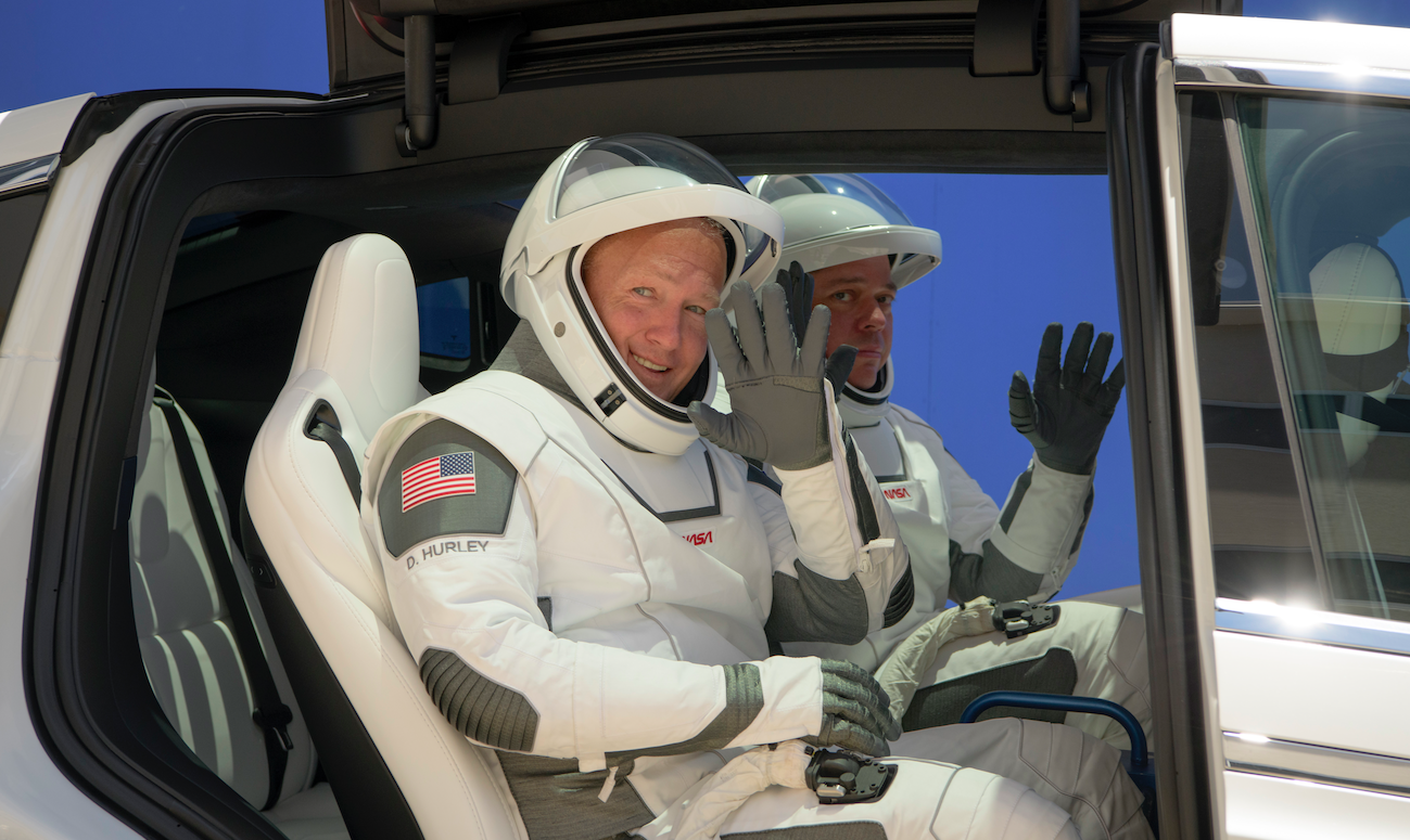 Vì sao phóng tàu Crew Dragon của SpaceX lên ISS mang tính lịch sử?